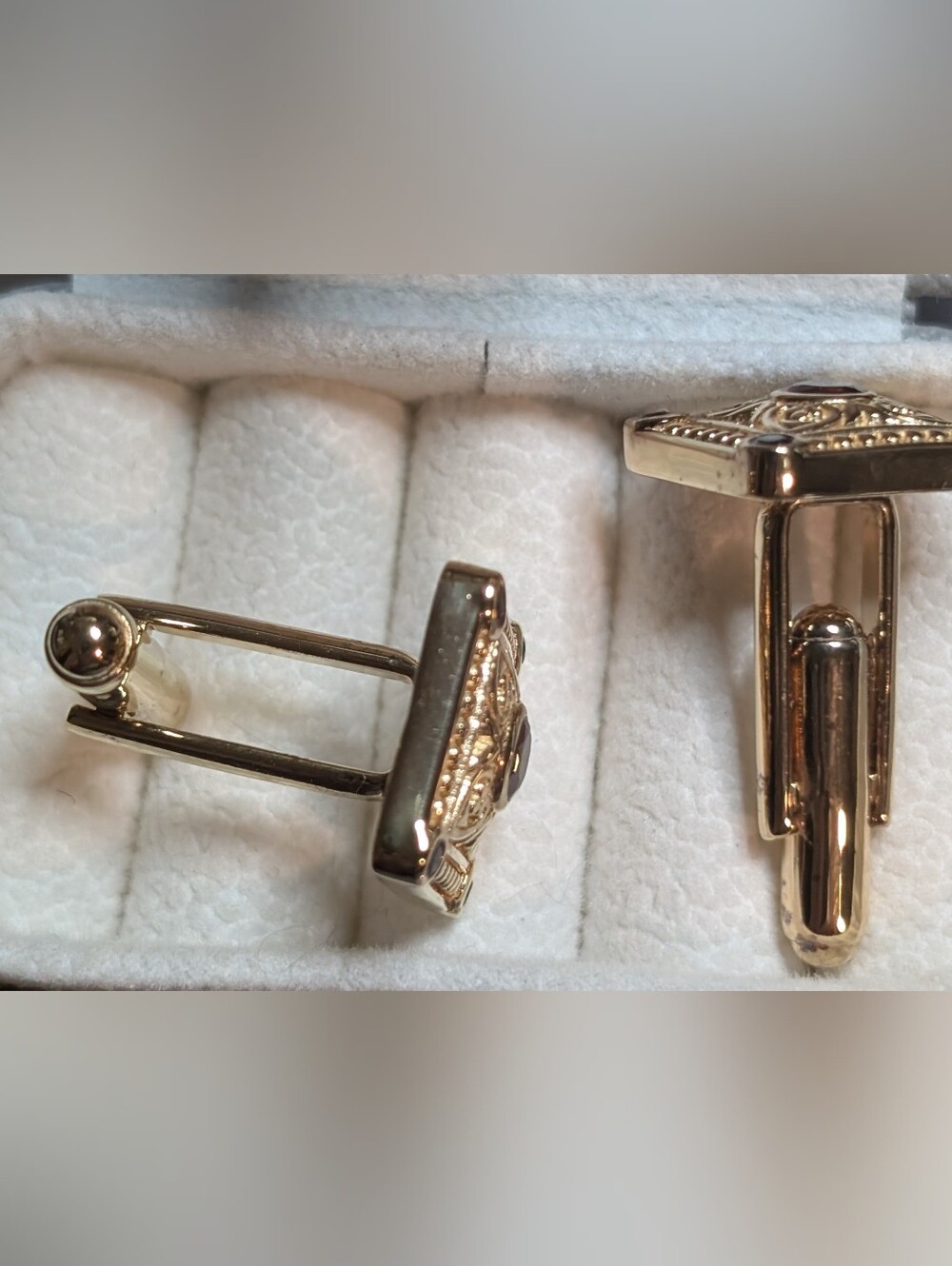 Garnet And Black Spinel Cufflinks - Picture 3 of 6